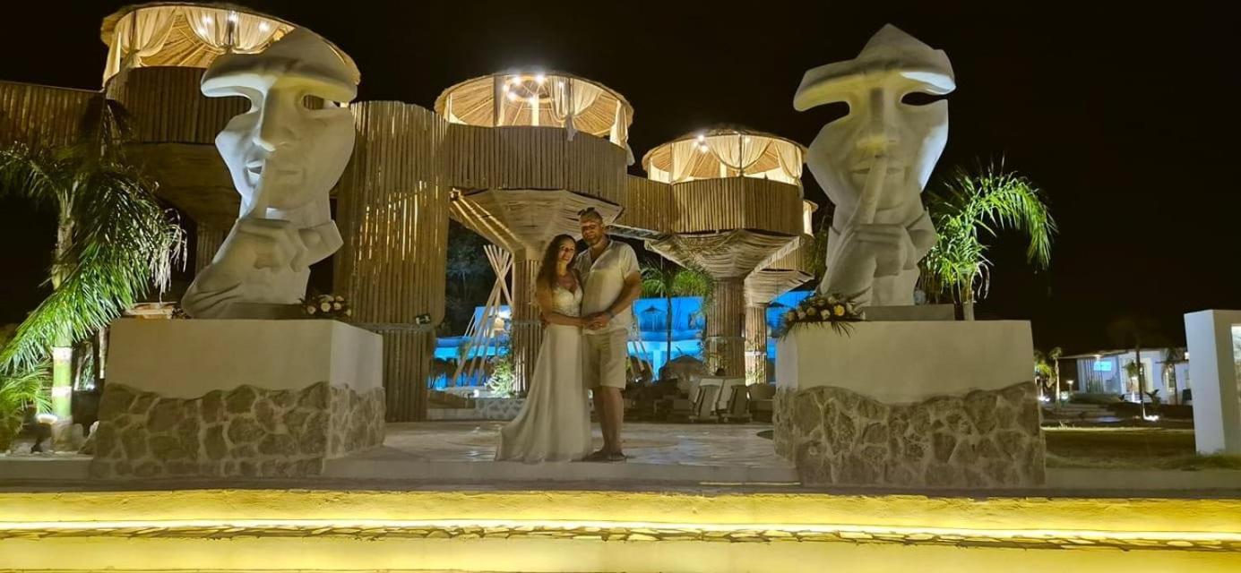 Alia Luxury And 3* האראקי