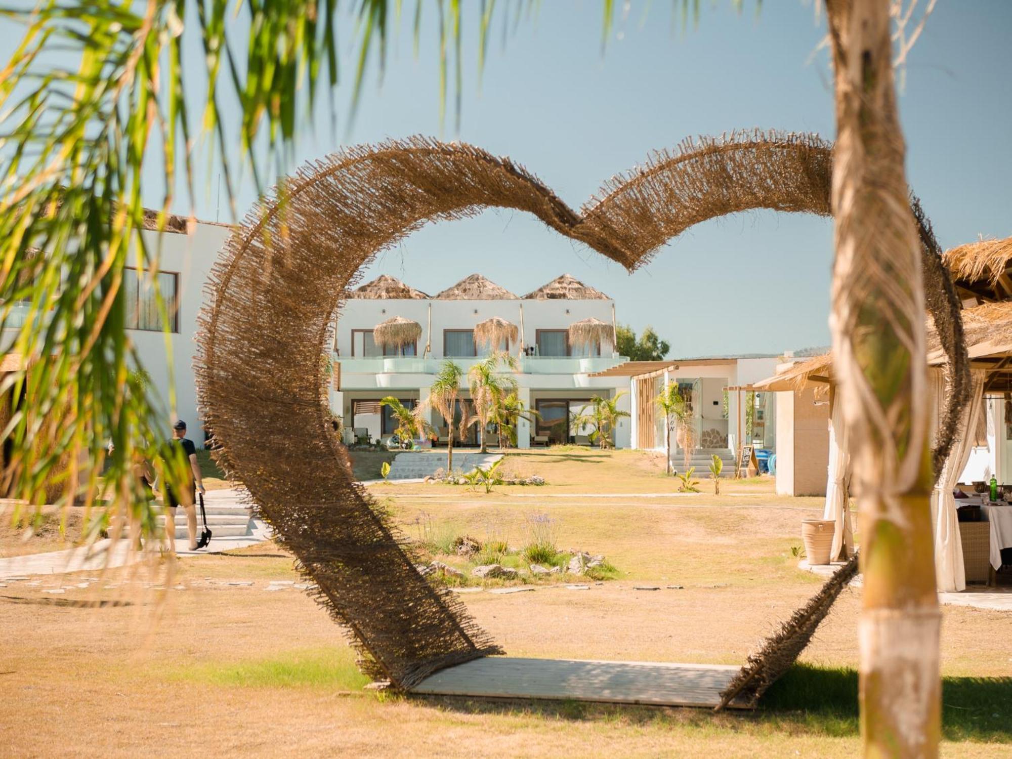 Hotel Alia Luxury And 3*